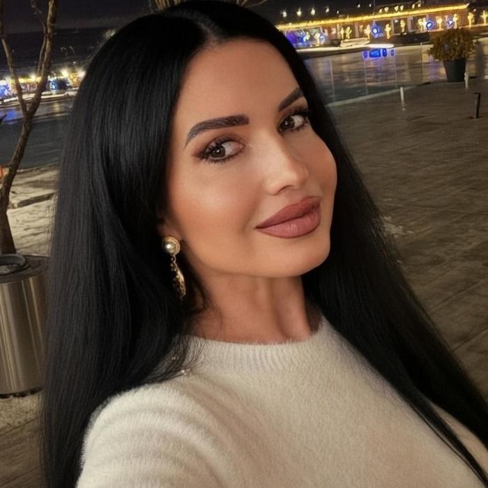 Beautiful girl Oksana, 44 yrs.old from Lviv, Ukraine