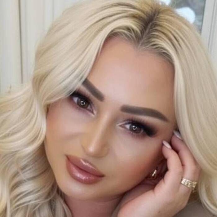 single lady Svetlana, 47 yrs.old from Dubai, United Arab Emirates