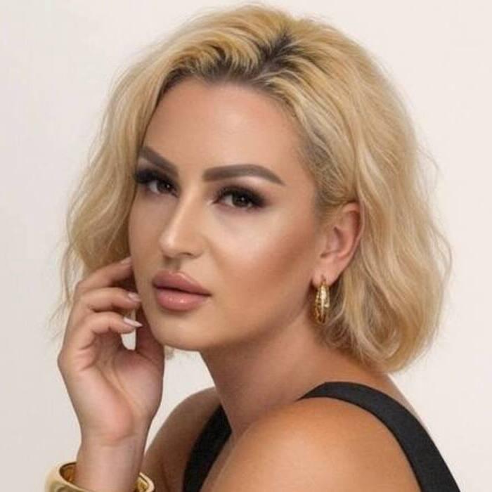 Pretty wife Svetlana, 47 yrs.old from Dubai, United Arab Emirates Pretty wife Svetlana, 47 yrs.old from Dubai, United Arab Emirates