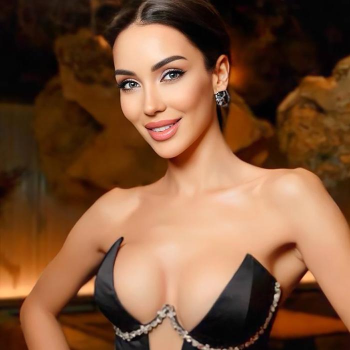 Charming girl Zhanna, 37 yrs.old from Dnipro, Ukraine