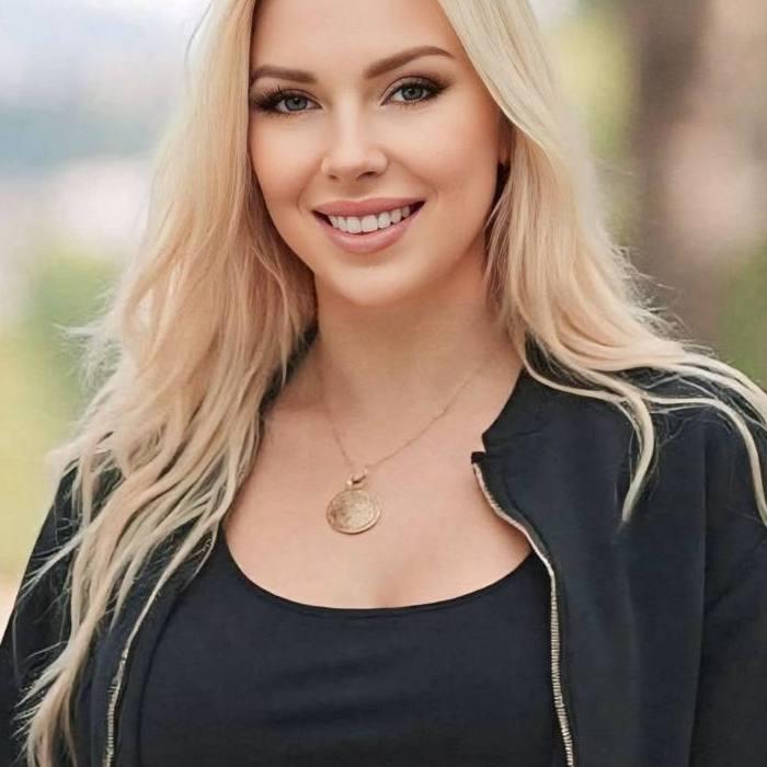 Beautiful mail order bride Natalia, 39 yrs.old from Lysander, Italy