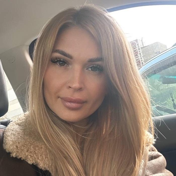 Gorgeous miss Evgenia, 39 yrs.old from Kiev, Ukraine