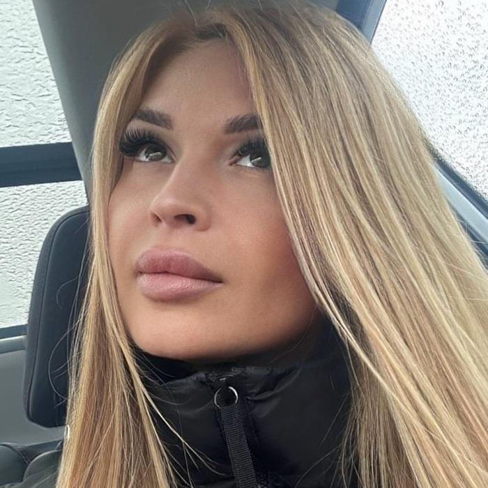 Gorgeous bride Evgenia, 39 yrs.old from Kiev, Ukraine