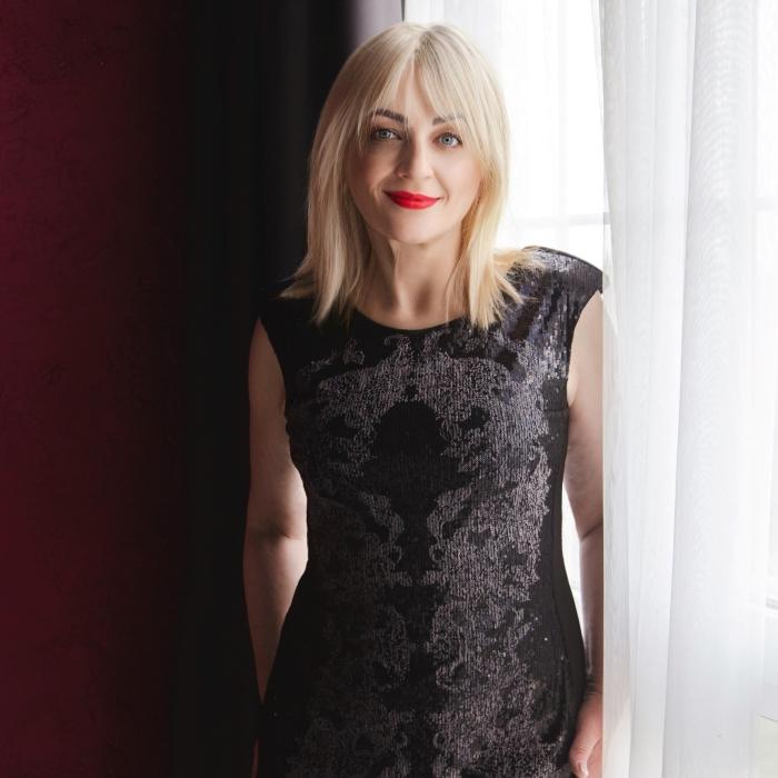 Charming pen pal Nataliia, 52 yrs.old from Odessa, Ukraine Charming pen pal Nataliia, 52 yrs.old from Odessa, Ukraine