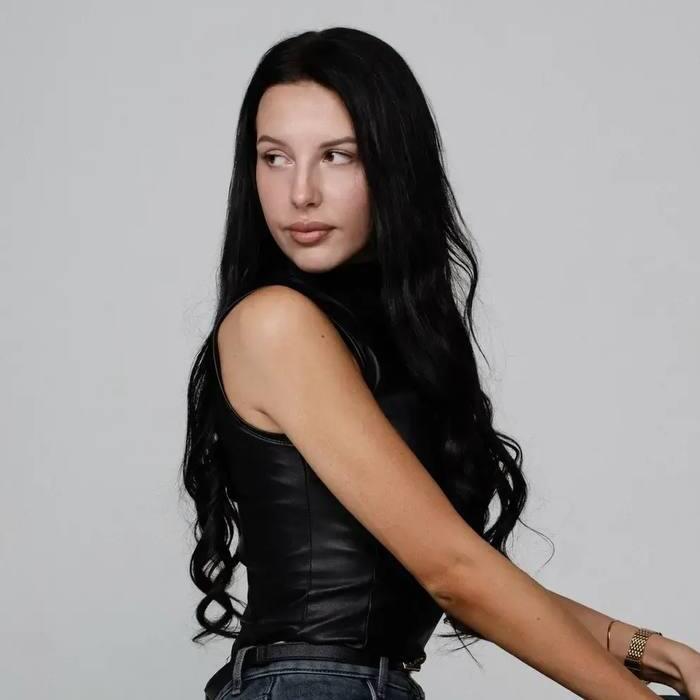 Amazing bride Polina, 25 yrs.old from Eastern Europe
