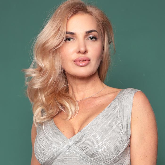 Hot pen pal Yana, 46 yrs.old from Dnipro, Ukraine Hot pen pal Yana, 46 yrs.old from Dnipro, Ukraine
