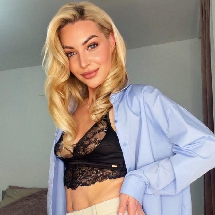 Charming mail order bride Alexandra, 33 yrs.old from Valencia, Spain Charming mail order bride Alexandra, 33 yrs.old from Valencia, Spain