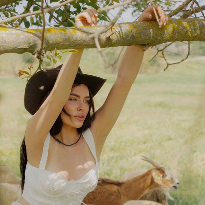 Charming woman Olga, 27 yrs.old from Bender, Moldova Charming woman Olga, 27 yrs.old from Bender, Moldova